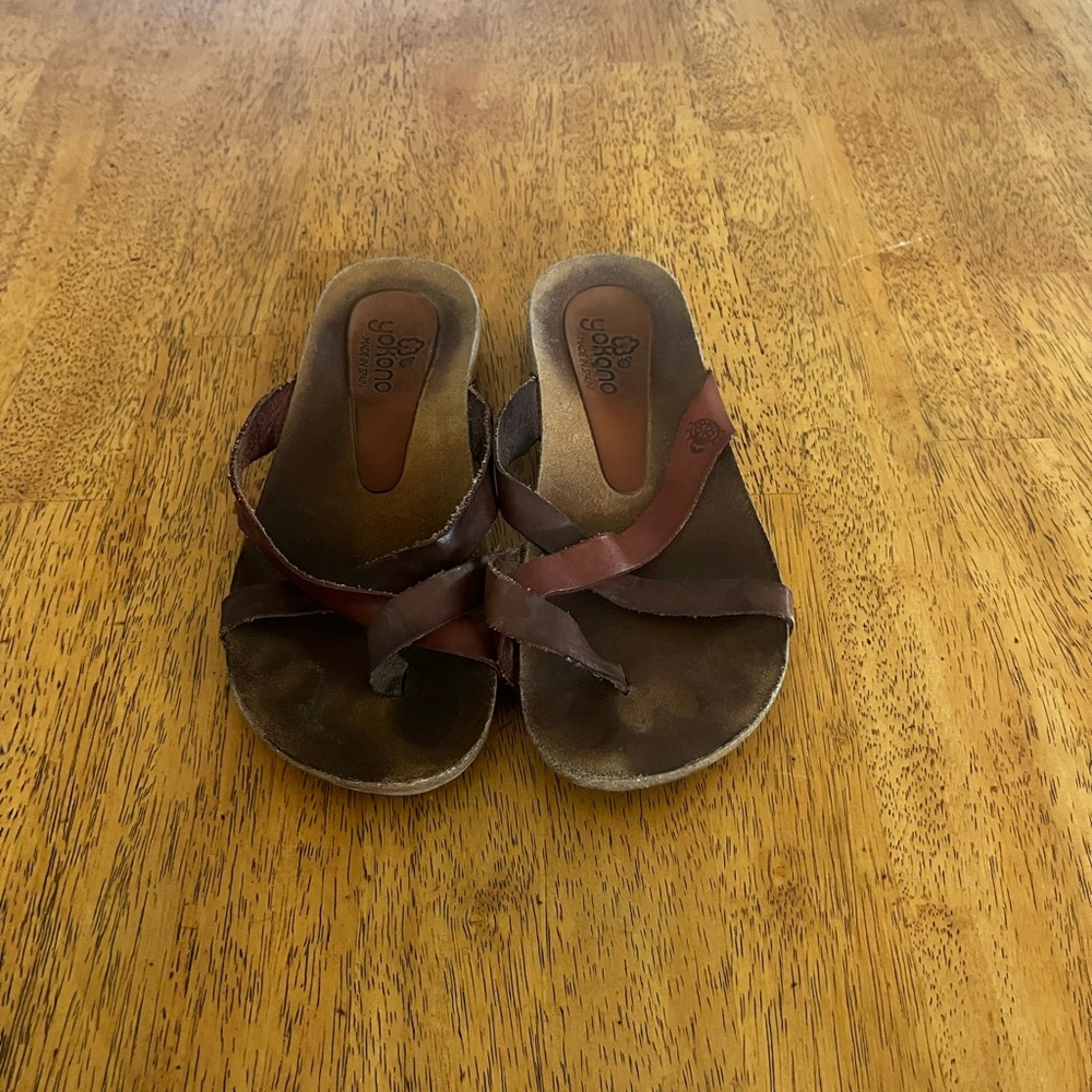 Yokono sandals